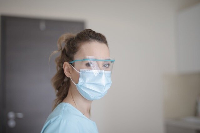 nurse with ppe